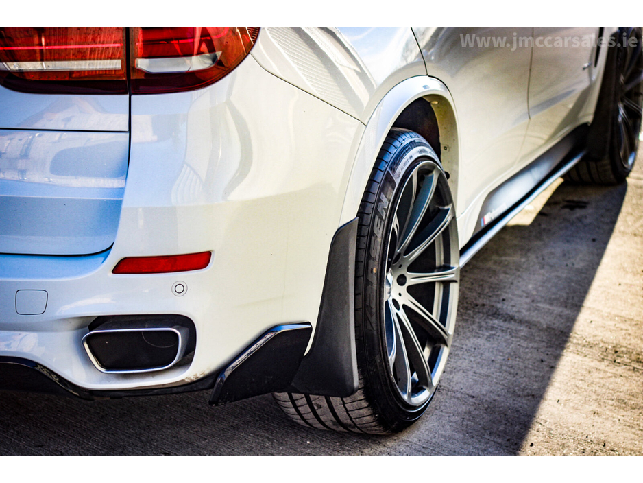 2014 BMW X5 xDrive40d M Sport €26,995