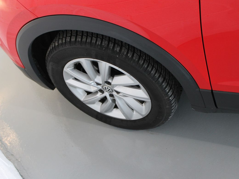 2020 Volkswagen T-Cross Life 1.0 TSI M5F 95HP 5DR €19,999