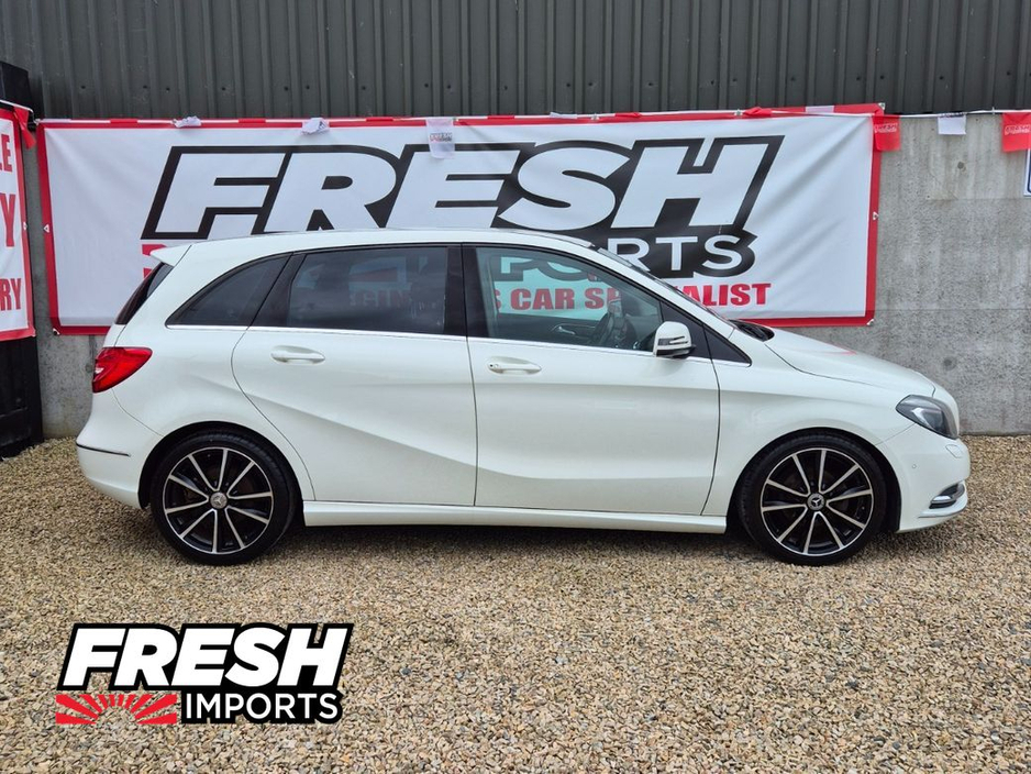 2014 Mercedes-Benz 180 *TOP SPEC MODEL*