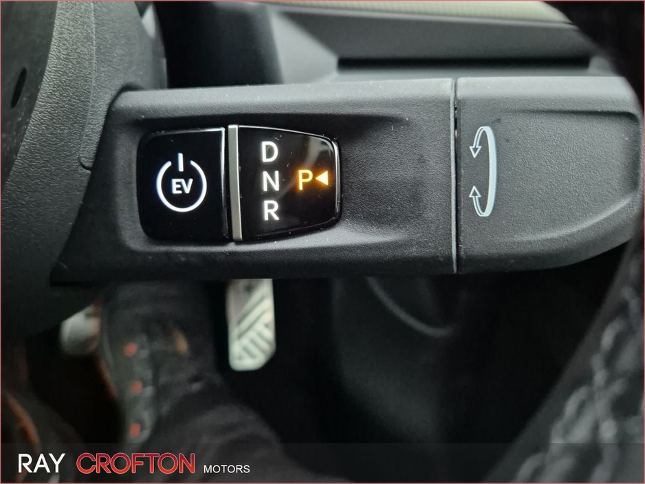 2025 Kia EV4 EV4 5 HB GT LINE LR 5DR AUTO €49,950