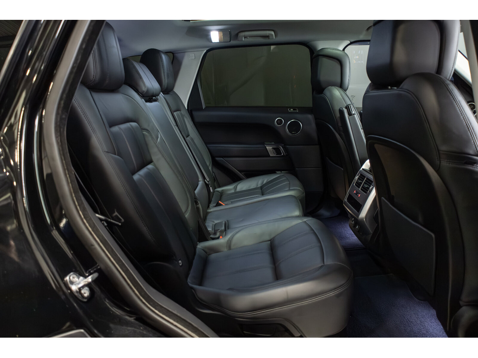 2019 Land Rover Range Rover Sport 2.0 Si4 PHEV 404 PS 4WD Auto HSE €38,211