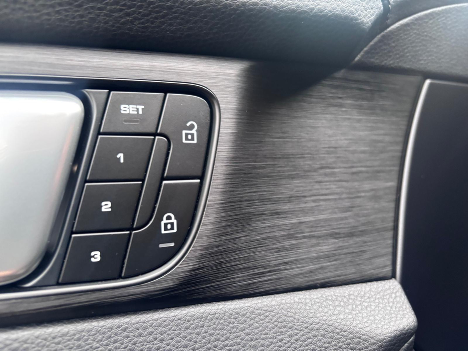 2023 Porsche Panamera 4 E-HYBRID SPORT TURISMO *Colossal Specification* €87,950