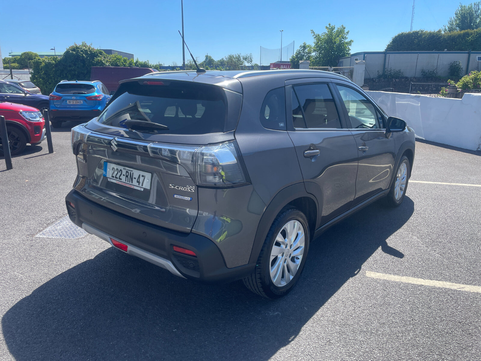 2022 Suzuki S-CROSS 1.4 Mild Hybrid Motion €25,950