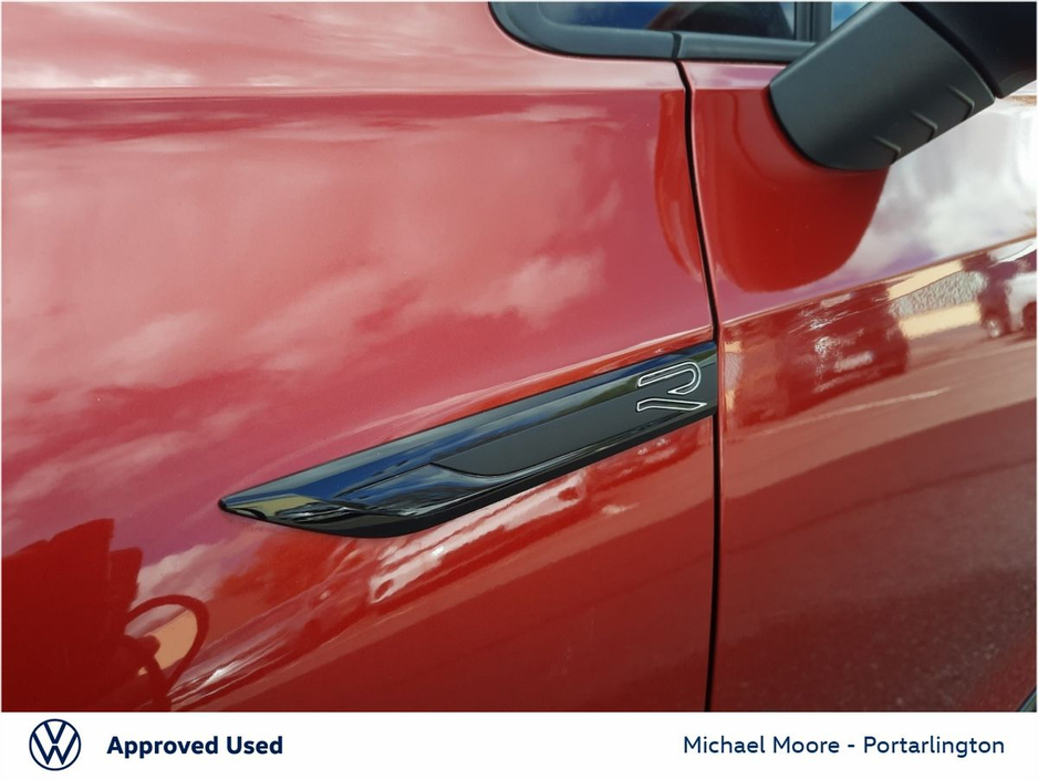 2024 Volkswagen Golf 1.5 TSI 130HP R-Line €33,950