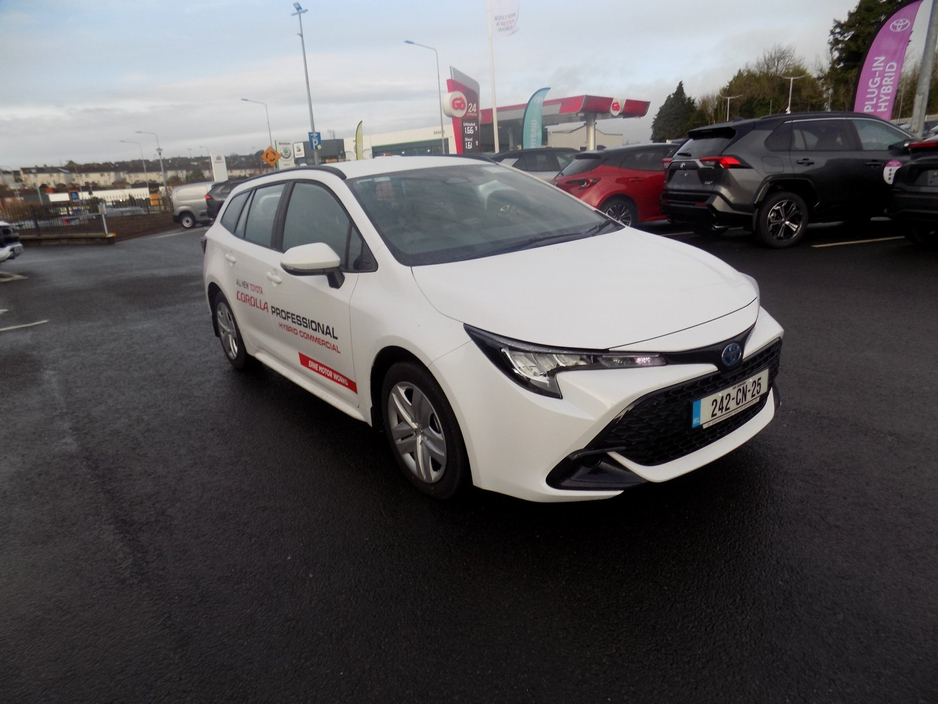2024 Toyota Corolla PROFESSIONAL €29,950