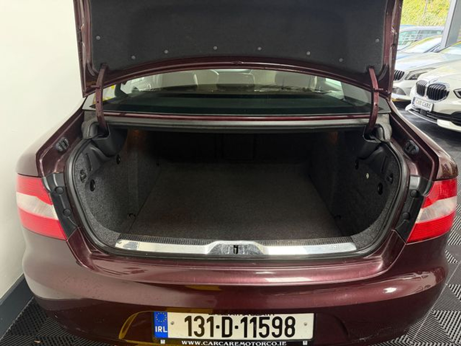 2013 Skoda Superb Eleg GL 1.6tdi 105HP 4DR €7,777