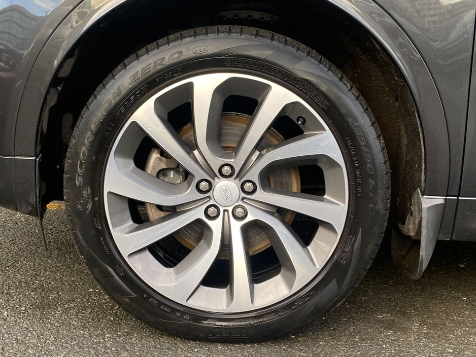 2022 Land Rover Discovery Sport P300e HSE R-Dynamic Auto (PHEV) €41,900