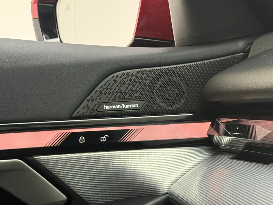 2025 BMW 5 Series 550E M SPORT PRO XDRIVE