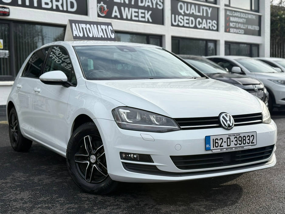 2016 Volkswagen Golf  €14,890