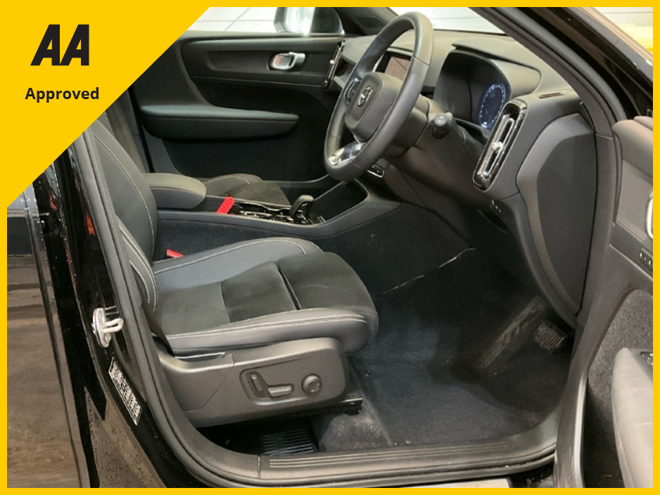 2022 Volvo XC40 2022 T4 PLUS 1.5 Petrol Plug In Hybird €34,950