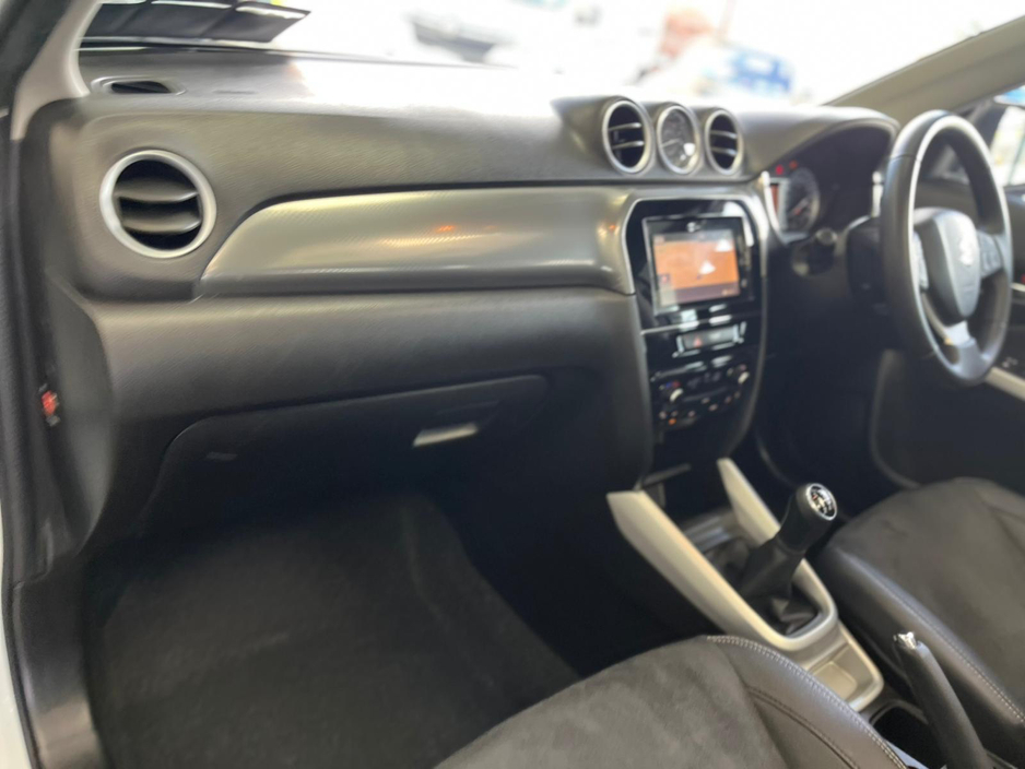 2018 Suzuki Vitara GLX ***1 Year Warranty €13,900