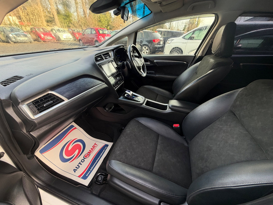 2015 Honda Fit  €10,999