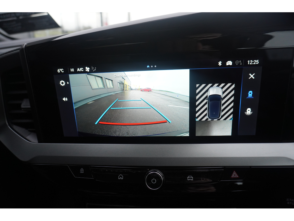 2025 Opel Mokka ELEGANCE 1.2 136BHP 6-SPE