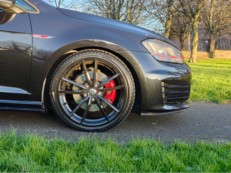 2015 Volkswagen Golf GTI*Pan Roof* NEW NCT//LOW Kms €21,500