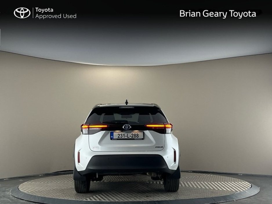 2023 Toyota Yaris Cross HYBRID LUNA SPORT €28,950