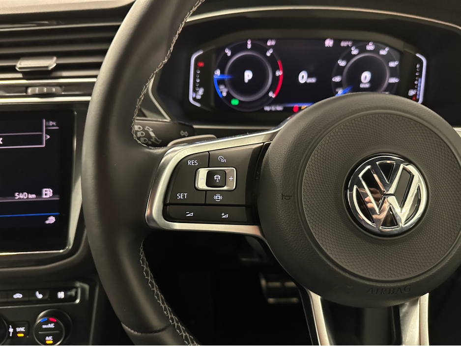 2019 Volkswagen Tiguan (191) R LINE 2.0TDI DSG 150BHP 4 MOTION LOW KMS VW/AUDI SPECIALISTS WWW.DENISDARCYCARS.IE €31,950