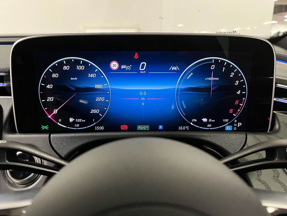 2026 Mercedes-Benz E Class 300de AMG - Reversing Camera - Ambient Lighting - Sat Nav - Climate Control - Electric Heated Memory Seats - Cruise Control - Keyless Start - Apple CarPlay/Android Auto €89,121