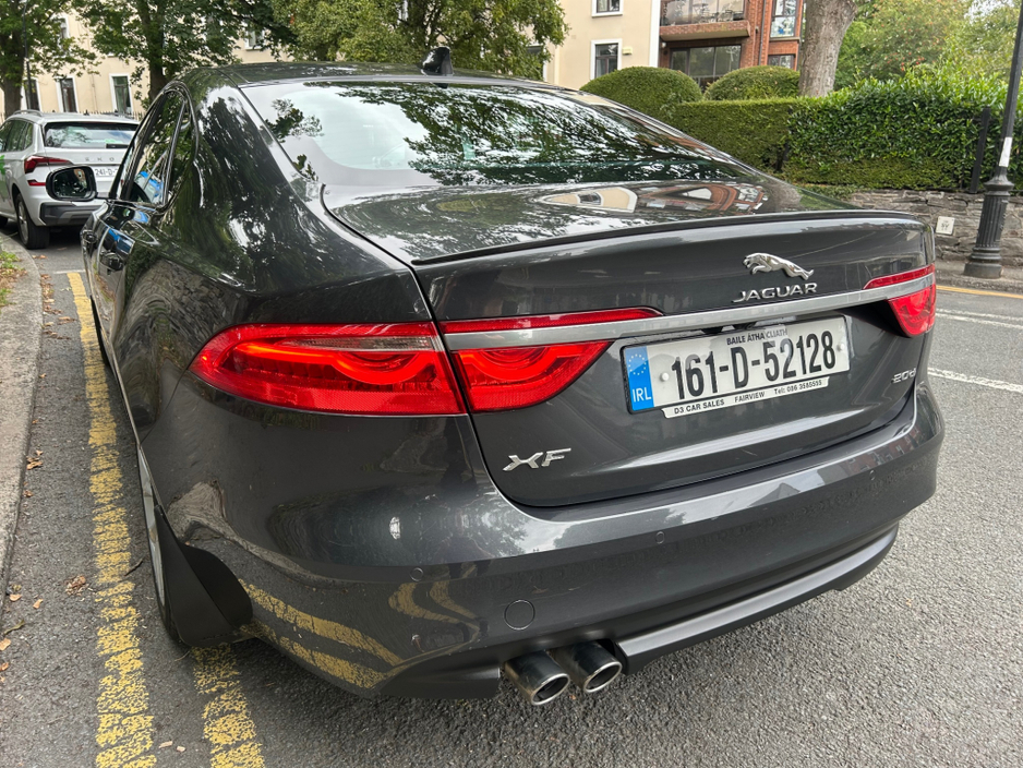 2016 Jaguar XF 2.0 D R-SPORT ONLY 45,000 MILES TAX MAY 2026 €14,995