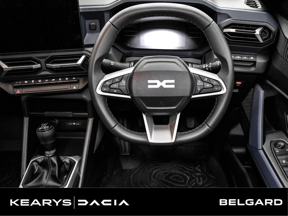 2025 Dacia Duster TCe 130 Expression €33,900