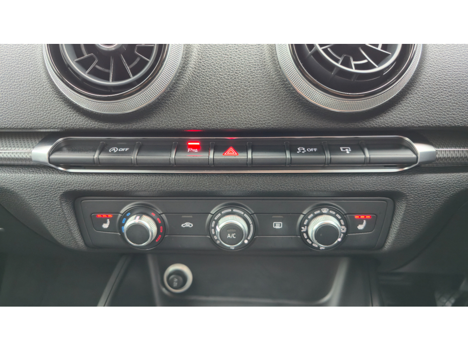 2017 Audi A3 Saloon LIMOUSINE 1.6 TDI 110 SE ST 4DR AUTO €16,450