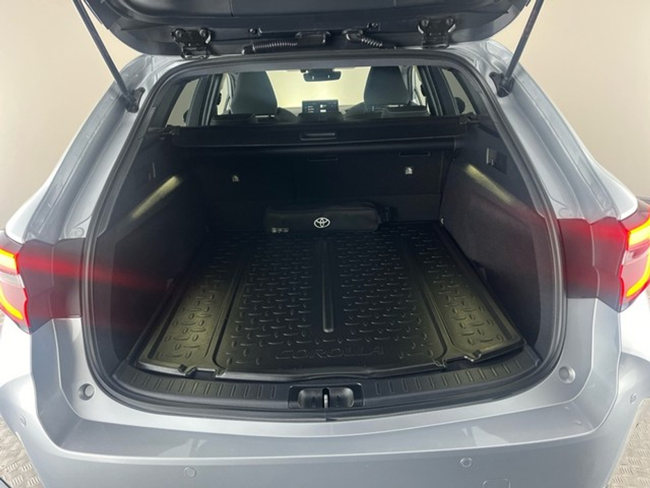 2025 Toyota Corolla HYBRID SOL T/S €36,950