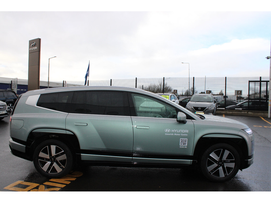 2025 Hyundai Ioniq 9 RWD standard (Long Range) Platinum €75,950