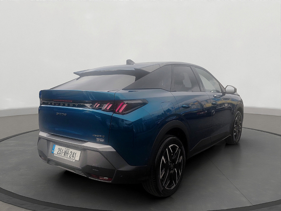 2025 Peugeot 3008 1.2 MHEV PureTech 136bhp eDCS6 Allure €42,995