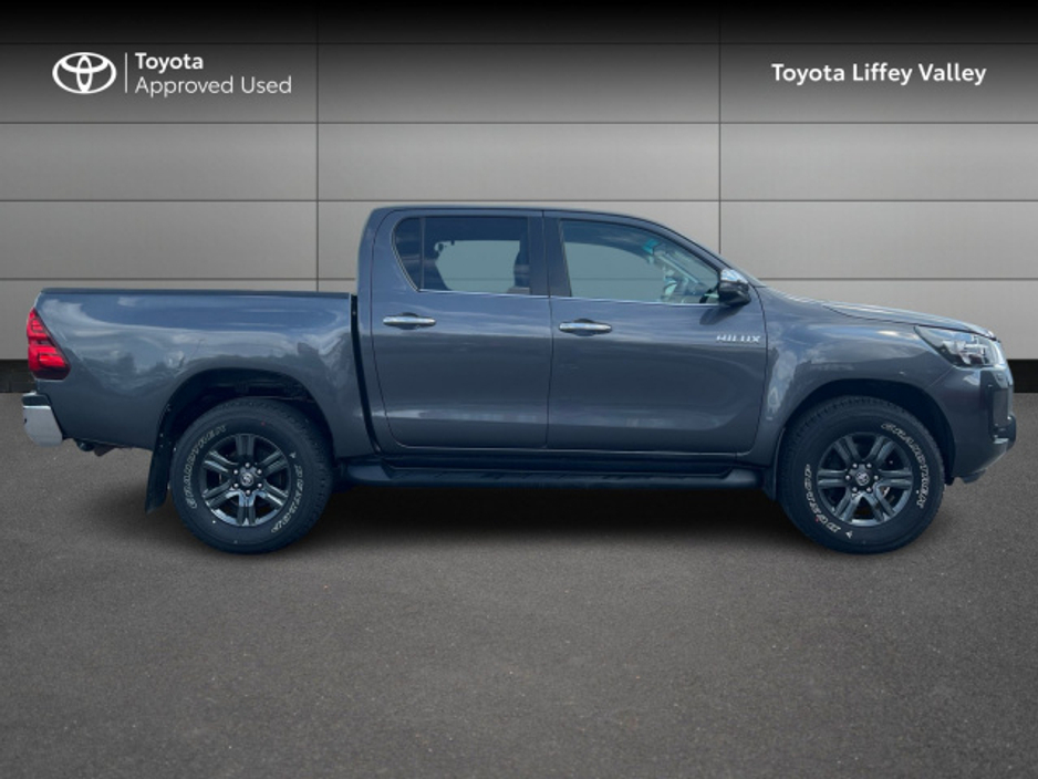 2022 Toyota Hilux HILUX 2.8 SR5 D/CAB AUTO €35,950