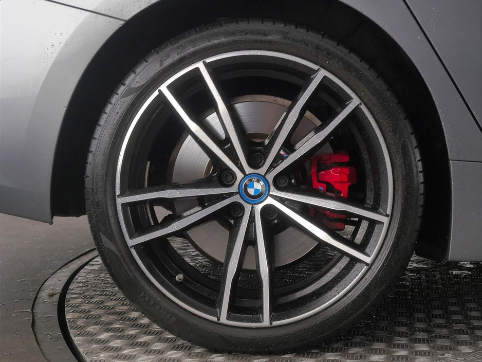 2023 BMW 3 Series 330e M Sport Saloon €43,900