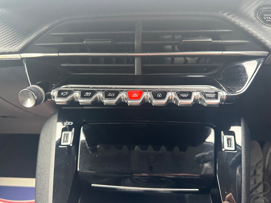 2022 Peugeot 2008 1.2 Puretech 100bhp Allure €21,895