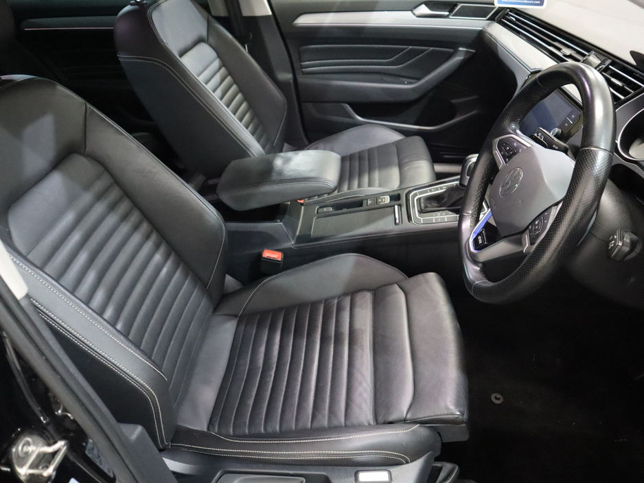 2021 Volkswagen Passat *111* GTE S-A DSG €22,900