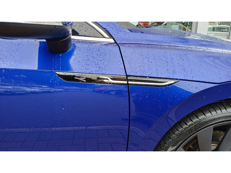2025 Volkswagen Arteon 2.0TDI D7F 150HP R-LINE SHOOTING BRAKE, LAPIZ BLUE. €54,950