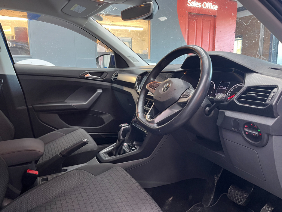 2020 Volkswagen T-Cross €20950 2020 VOLKSWAGEN T-CROSS TSI 1ST 1.0 AUTOMATIC / REVERSE CAMERA / CRUISE CONTROL €20,950