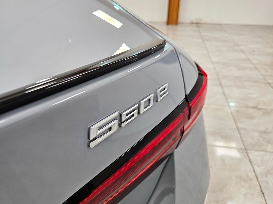 2024 BMW 5 Series 550E ! OVER 114K NEW €73,950