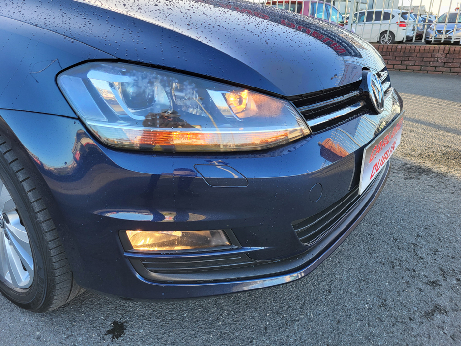 2015 Volkswagen Golf (2yr warranty) 1.2 petrol Auto estate 76308 €12,999