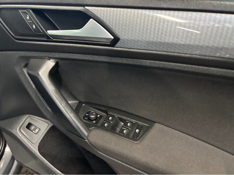 2022 Volkswagen Tiguan 1.4 TSI LIFE 245PS 5DR Auto Plug in Hybrid Finance Available own this car from €112 per week €26,250