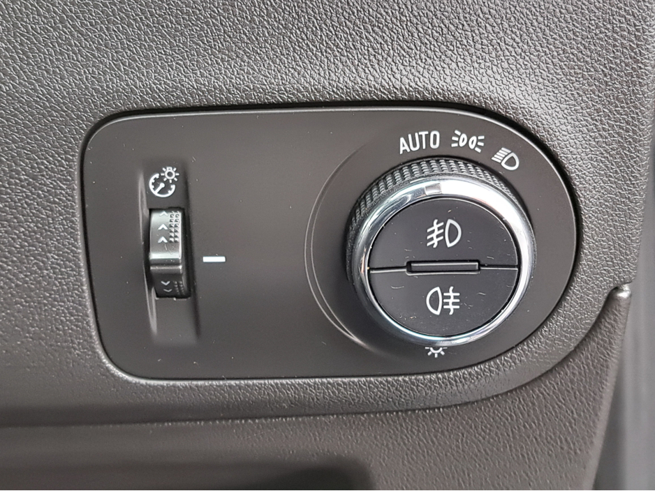 2022 Opel Crossland ULTIMATE 1.5TD 110BHP **LEATHER/SUEDE INTERIOR"" €19,950