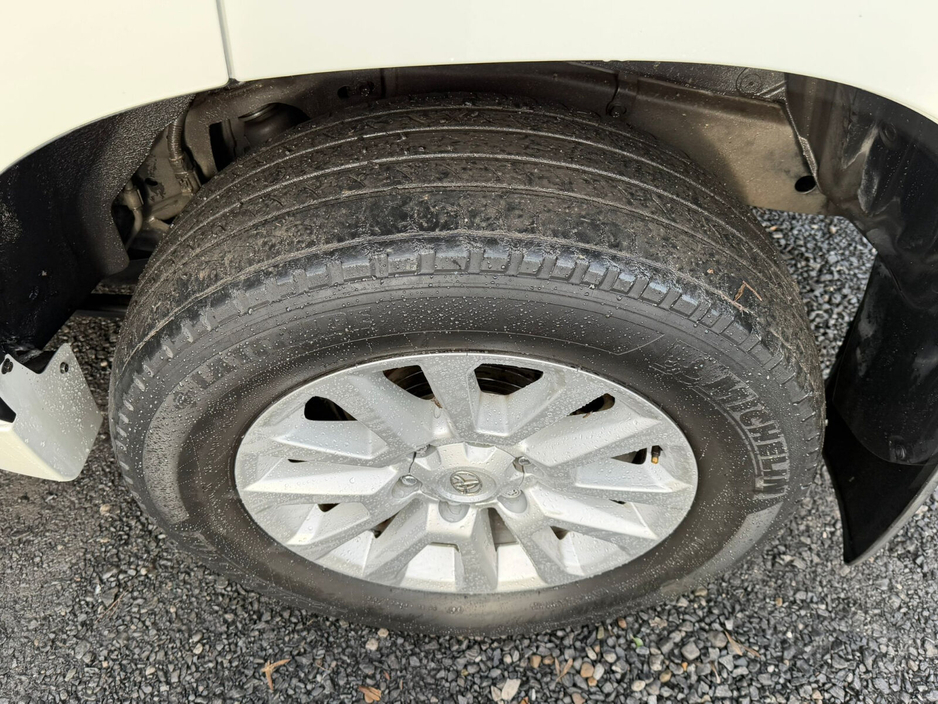 2017 Toyota Landcruiser 