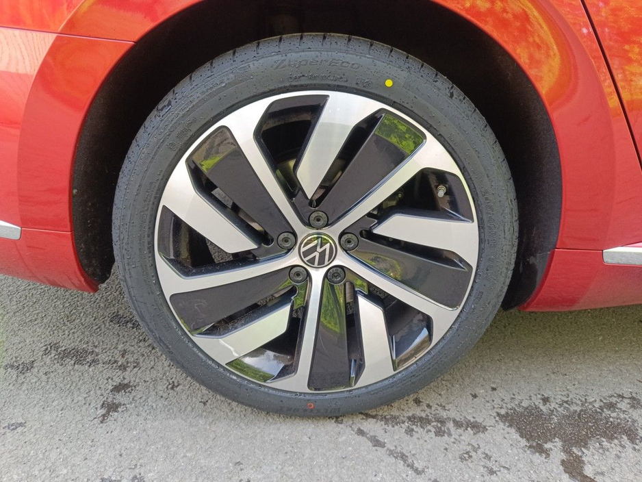 2022 Volkswagen Arteon 2.0TDI D7F 150HP R-LINE Pan Roof - design Pack €39,995