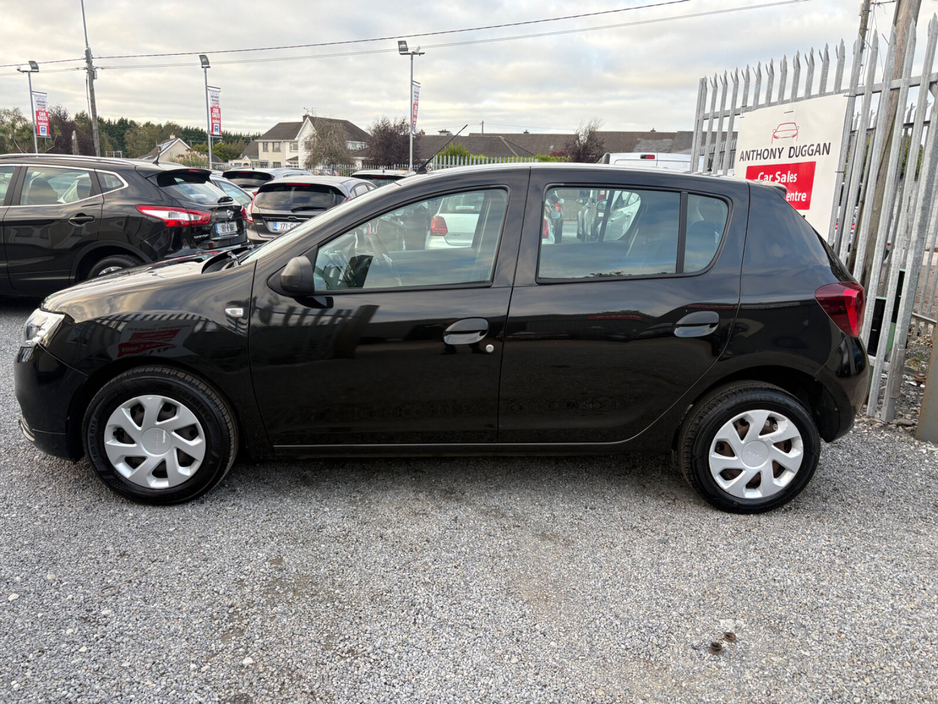 2017 Dacia Sandero 1.0 75 ALTERNATIVE €8,995