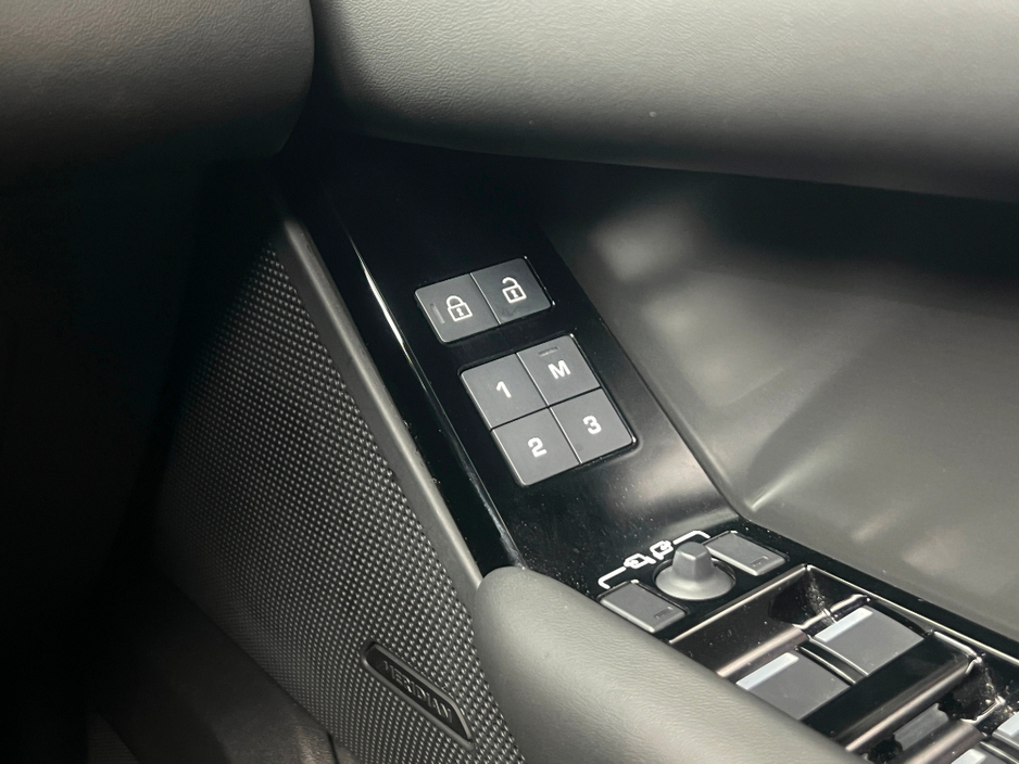 2024 Land Rover Range Rover Velar DYNAMIC HSE €64,990