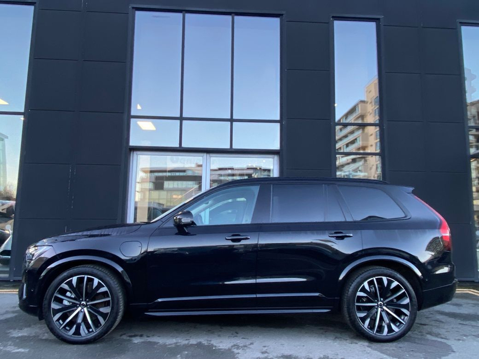 2025 Volvo XC90 T8 Ultra Dark AWD Auto (PHEV) €84,900