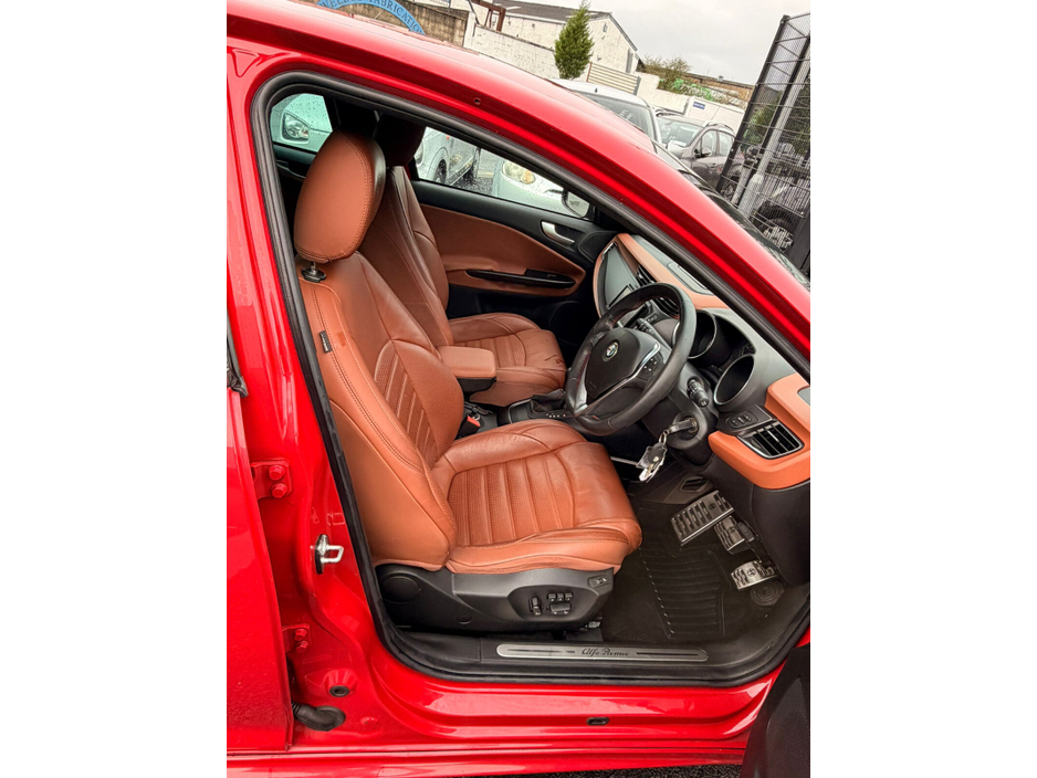 2016 Alfa Romeo Giulietta 1.4TB 120hp Giulietta €9,500