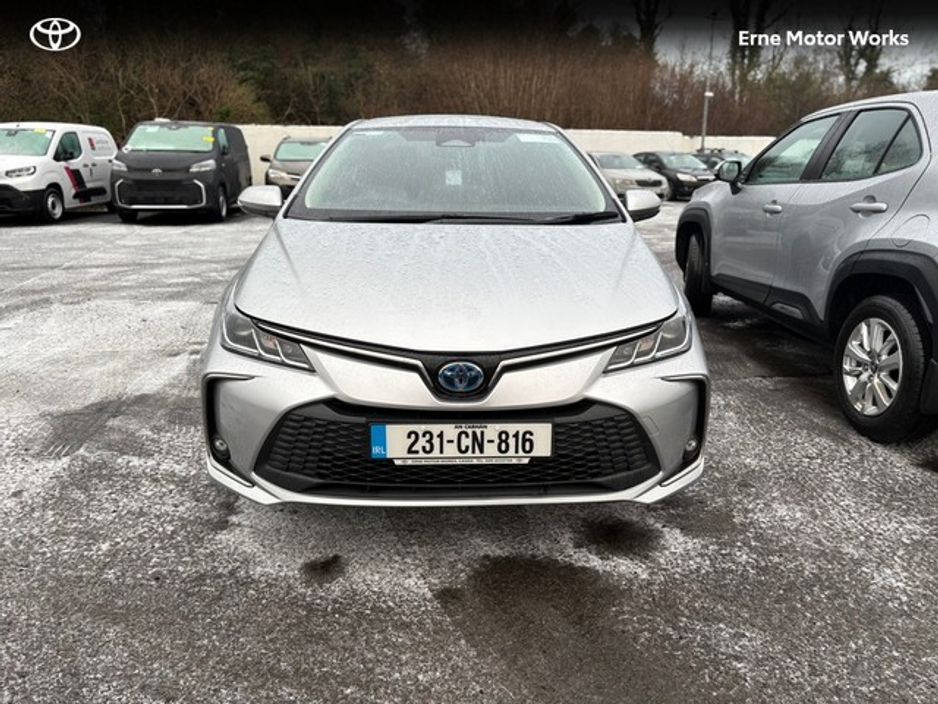 2023 Toyota Corolla COROLLA HYB LUNA Sport SALOON €28,995