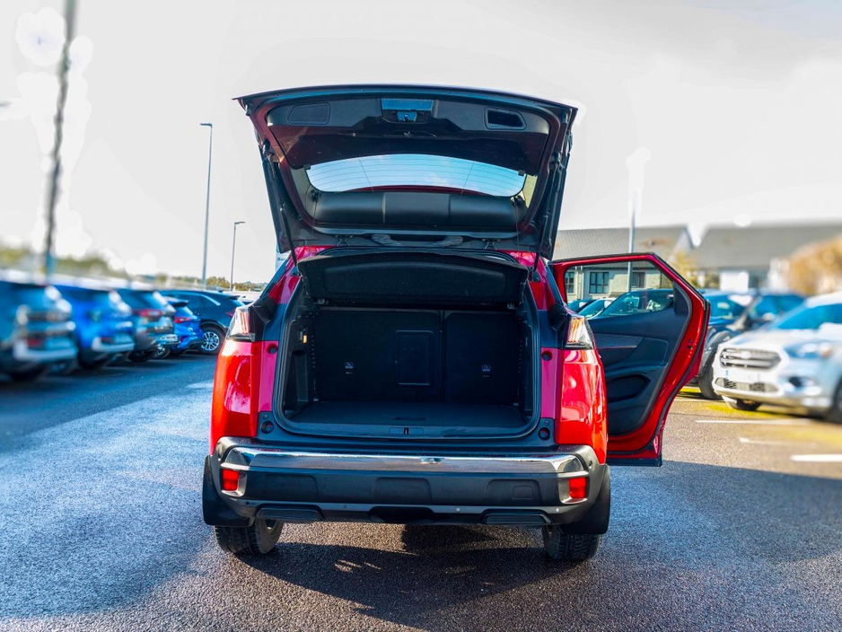 2021 Peugeot 3008 2021 Peugeot Red 1.2 PureTech 130bhp Allure €23,950