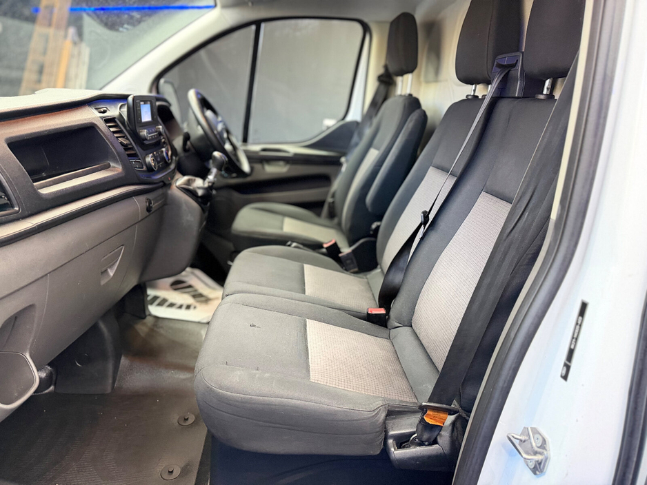 2023 Ford Transit Custom  €20,000
