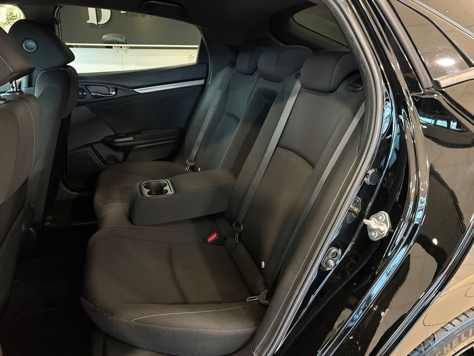 2018 Honda Civic 1.0 VTEC MANUAL=LOW MILES//HUGE SPEC=FULL SERVICE HISTORY=181 Dublin REG=ONLY €200 ANNUAL ROAD TAX//TAILORED FINANCE PACKAGES AVAILABLE=TRADE INS WELC €17,995