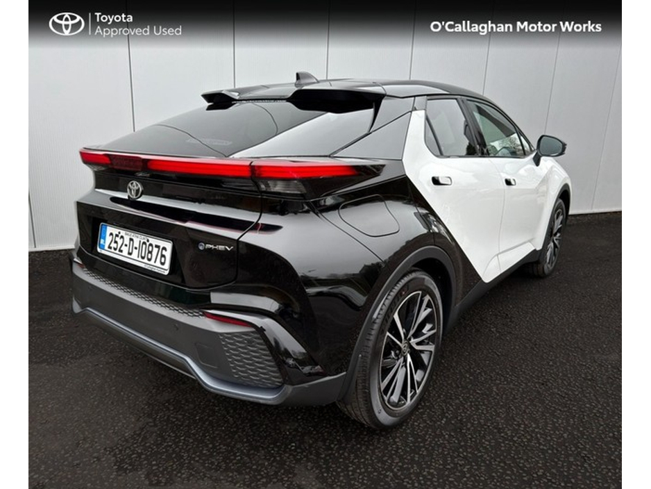 2025 Toyota C-HR C-HR PHEV PREMIERE EDITIO €46,950