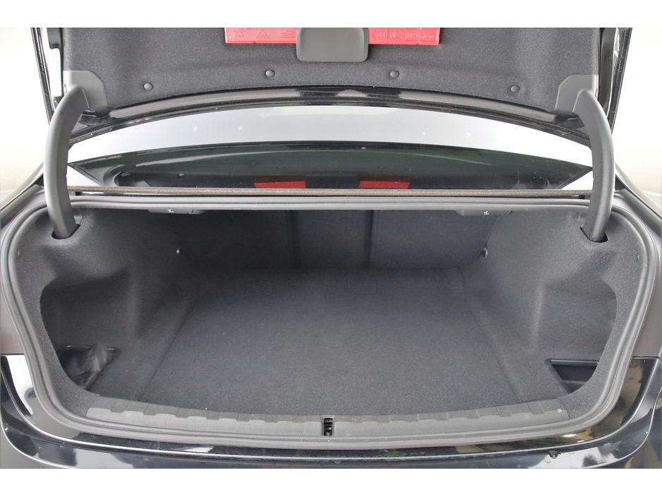 2020 BMW 3 Series 318D SPORT 3SSG 6SPD €29,890