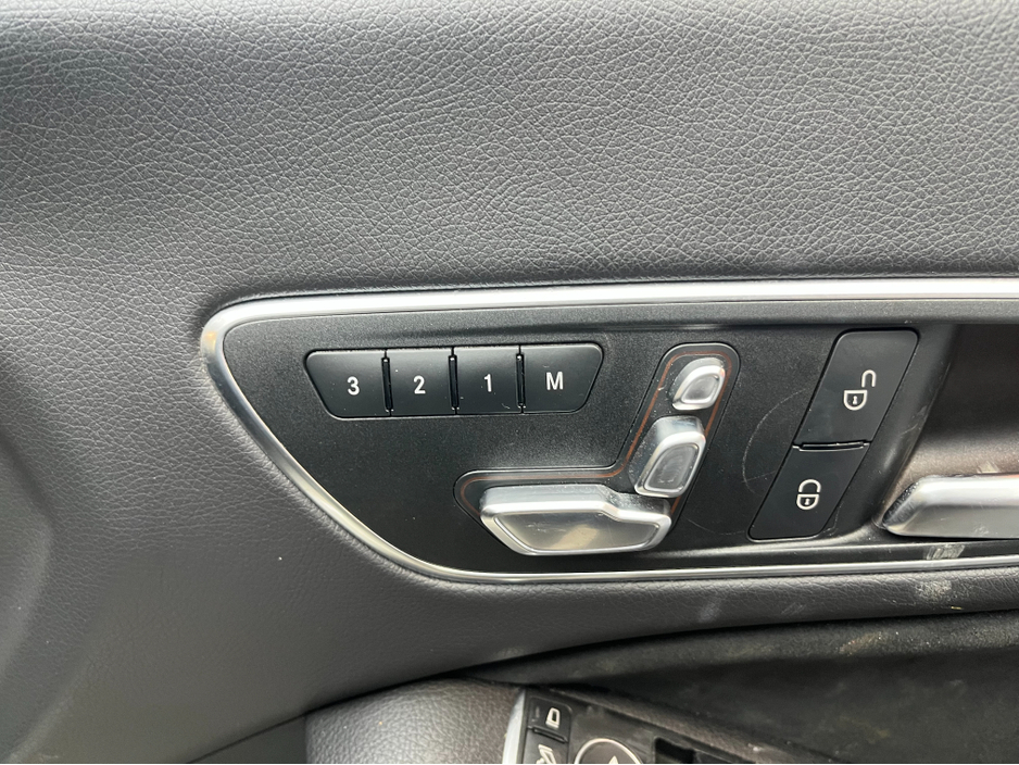 2016 Mercedes-Benz CLA Class €19950 2016 MERCEDES-BENZ CLA180 AMG-LINE AUTOMATIC / CRUISE CONTROL / REVERSE CAMERA / ELECTRIC MEMORY & HEATED SEATS / PADDLE SHIFTERS €19,950